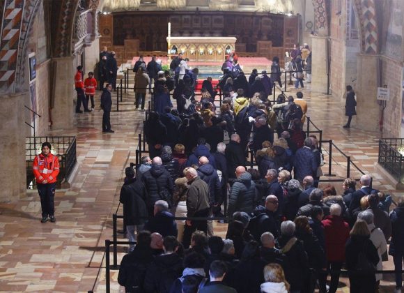 cq5dam.thumbnail.cropped.1500.844 SI CONCLUDE OGGI 22 MARZO LA VENERAZIONE PUBBLICA DELLE SPOGLIE MORTALI DI SAN FRANCESCO