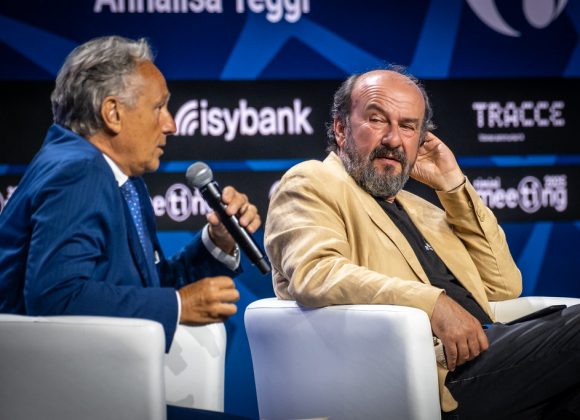 Marco Villani al Meeting di Rimini: “I politici devono essere pellegrini della Pubblica Amministrazione”