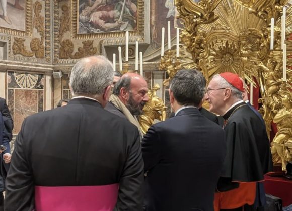 Parolin incontra i parlamentari cattolici italiani: il Natale ci trasformi interiormente