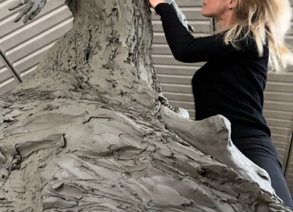 SCULTURE – NUOVI SEGNI | 10 ARTISTI IN 10 CITTÀ PER SAN FRANCESCO D’ASSISI | SVELATA L’OPERA DI MARIANNA COSTI A CELANO (AQ)