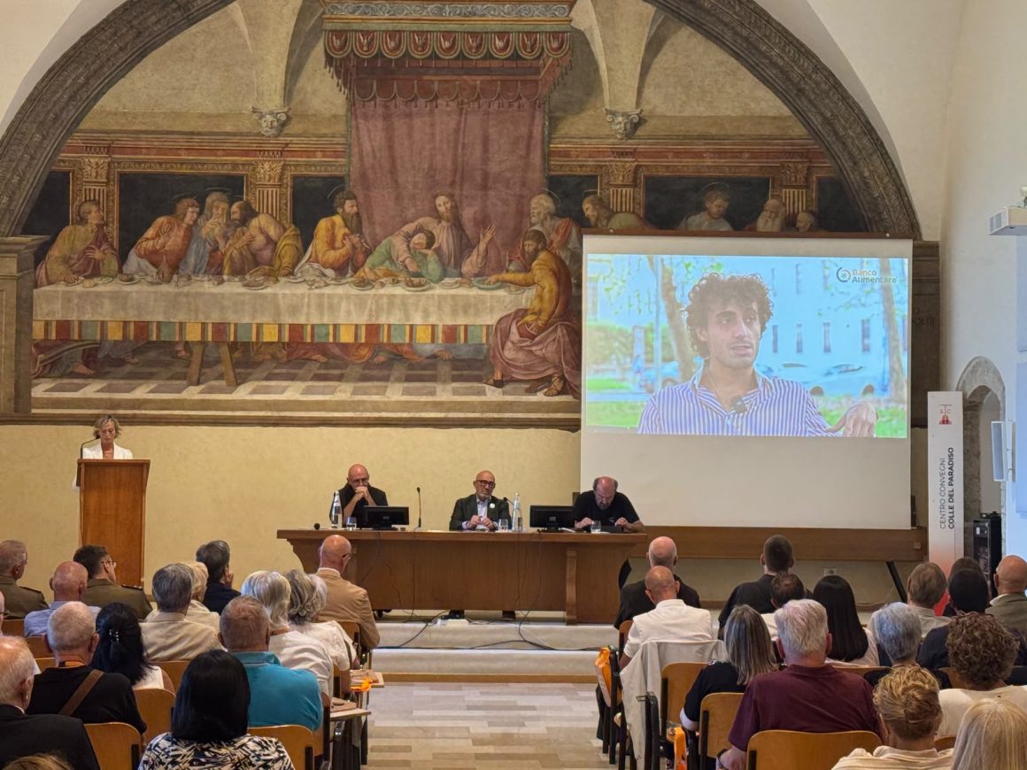 copertina_cs Sacro Convento di San Francesco (Assisi) – “Gesti che costruiscono Pace: 30 anni di Colletta Alimentare” | 15 settembre 2026